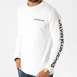 Meilleure vente 🔔 Tee 👚 Shirt Manches Longues Essential Institutional 6884 Blanc de Calvin Klein 😀 -Calvin Klein Soldes Magasin calvin klein 232557 J30J316884 YAF 20200922T165026 03