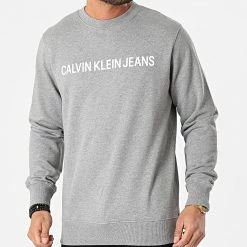 Meilleure affaire 😍 Sweat Crewneck Basic Institutional Logo 7757 Gris Chiné de Calvin Klein 🥰