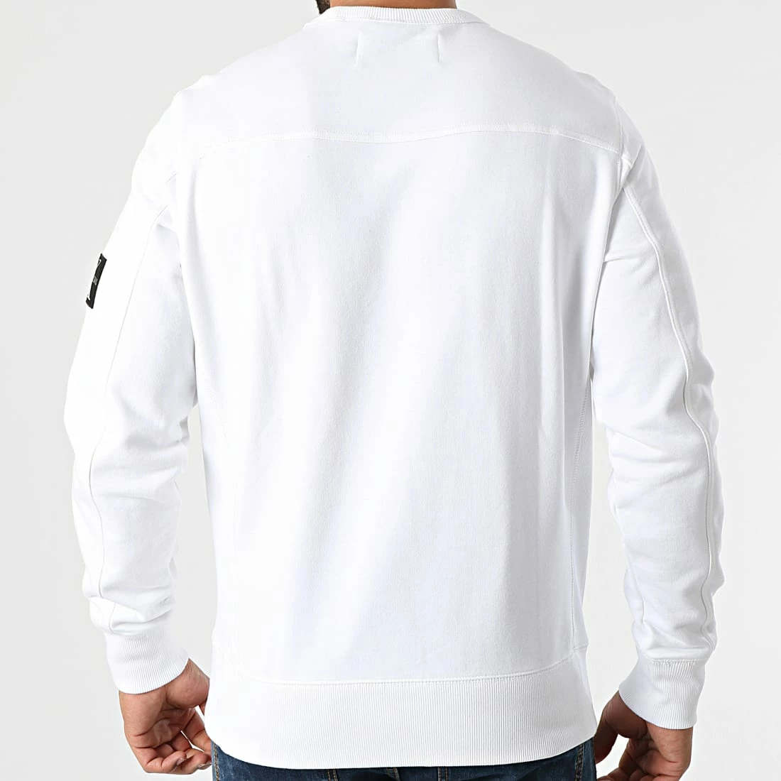Le moins cher 😉 Sweat Crewneck Monogram Sleeve Badge 4035 Blanc de Calvin Klein ⭐ 4 Le moins cher 😉 Sweat Crewneck Monogram Sleeve Badge 4035 Blanc de Calvin Klein ⭐ – Image 4
