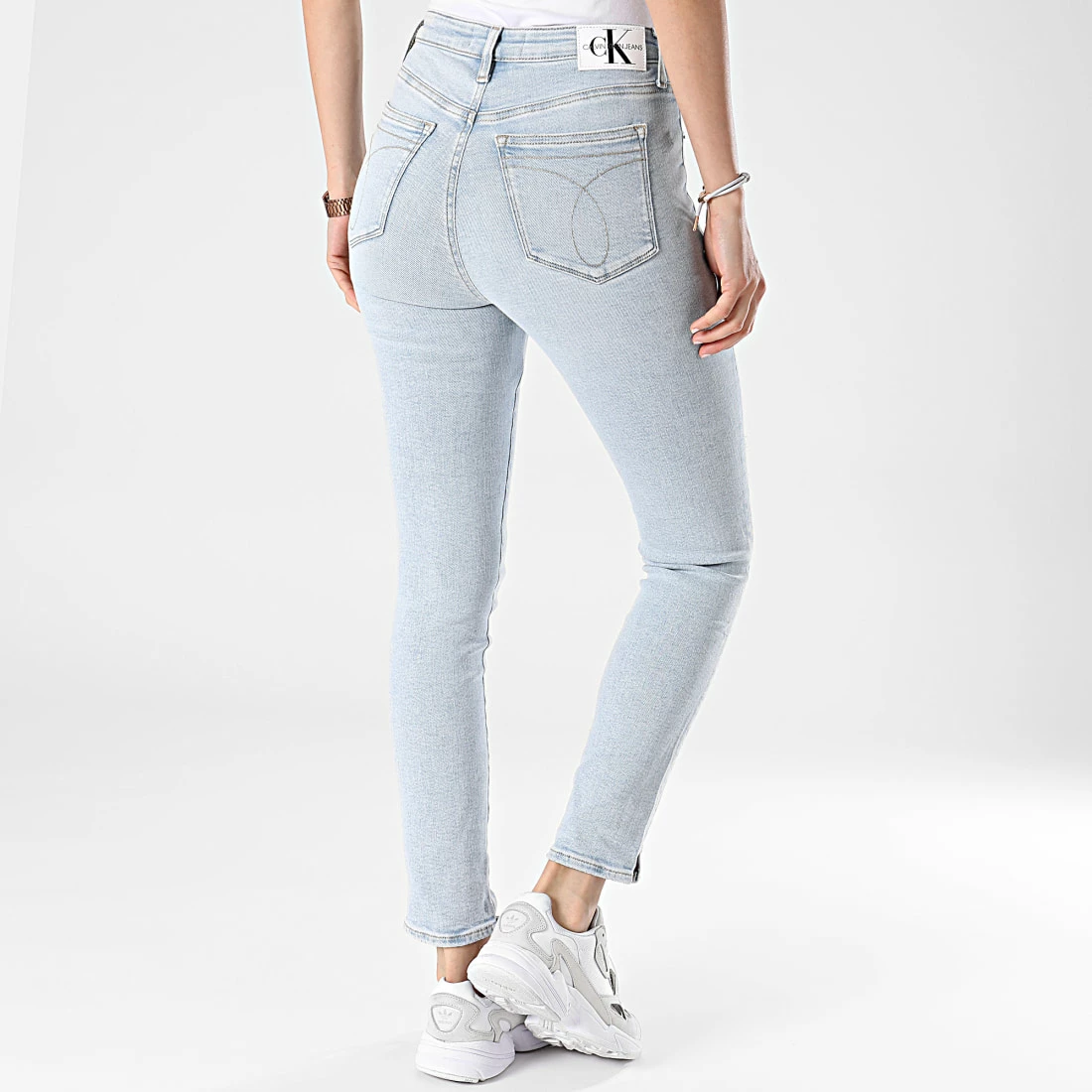 Acheter 💯 Jean Femme Skinny 7152 Bleu Wash de Calvin Klein 👍 4 Acheter 💯 Jean Femme Skinny 7152 Bleu Wash de Calvin Klein 👍 – Image 4