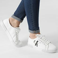 De gros ❤️ Baskets Femme Vulcanized 👟 Sneaker Lace Up 0402 Bright White de Calvin Klein 🤩 -Calvin Klein Soldes Magasin calvin klein 267090 YW0YW00402 YAF 20210602T152332 03