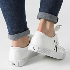 De gros ❤️ Baskets Femme Vulcanized 👟 Sneaker Lace Up 0402 Bright White de Calvin Klein 🤩 -Calvin Klein Soldes Magasin calvin klein 267090 YW0YW00402 YAF 20210602T152334 04