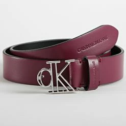 Tout neuf 😉 Ceinture Femme Outline Mono Plaque 8291 Prune Noir de Calvin Klein 😀