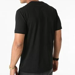 Promo 👍 Tee 👕 Shirt Poche 6709 Noir Argent de Calvin Klein 🤩 -Calvin Klein Soldes Magasin calvin klein 270807 K10K106709 0GK 20210625T144659 04