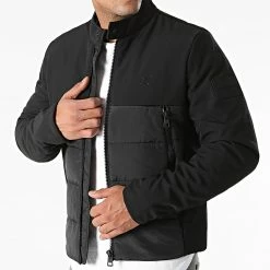 Budget 🧨 Veste Zippée Moto 8218 Noir de Calvin Klein ⌛