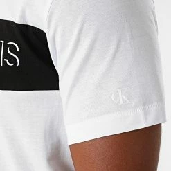 Meilleur prix 😉 Tee 👚 Shirt 9296 Blanc de Calvin Klein 😉 -Calvin Klein Soldes Magasin calvin klein 279256 J30J319296 YAF 20210818T091255 03