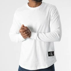 Acheter 🎉 Tee 👕 Shirt Manches Longues 9312 Blanc de Calvin Klein 🥰 -Calvin Klein Soldes Magasin calvin klein 282262 J30J319312 YAF 20210902T162337 03