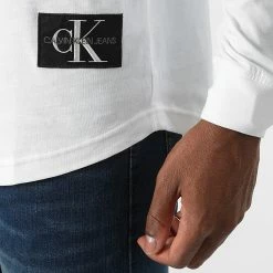 Acheter 🎉 Tee 👕 Shirt Manches Longues 9312 Blanc de Calvin Klein 🥰 -Calvin Klein Soldes Magasin calvin klein 282262 J30J319312 YAF 20210902T162338 04