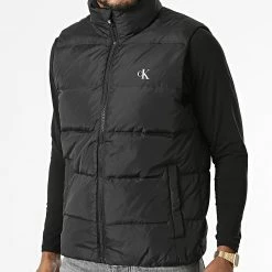 Calvin Klein Soldes Magasin 11 Les meilleures critiques de ✔️ Doudoune Sans Manches 9055 Noir de Calvin Klein 🧨