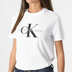 Budget 🔥 Tee 👕 Shirt Femme Core Monogram 9142 Blanc de Calvin Klein 🤩 6 Budget 🔥 Tee 👕 Shirt Femme Core Monogram 9142 Blanc de Calvin Klein 🤩 -Calvin Klein Soldes Magasin calvin klein 291318 J20J219142 YAF 20211122T111723 03