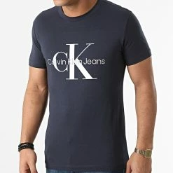 Grosses soldes 😍 Tee 👕 Shirt Core Monogram 0935 Bleu Marine de Calvin Klein 😀