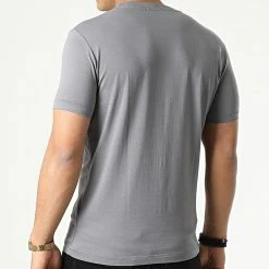 Promo 🔔 Tee 👕 Shirt 9714 Gris de Calvin Klein 🎉 -Calvin Klein Soldes Magasin calvin klein 293260 J30J319714 PTP 20211130T151557 04