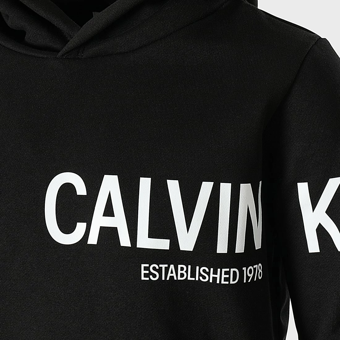 Acheter đ„ Sweat Capuche Enfant Institutional Hero Logo 1123 Noir de Calvin Klein â 2 Acheter đ„ Sweat Capuche Enfant Institutional Hero Logo 1123 Noir de Calvin Klein â â Image 2