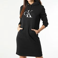 Budget 😍 Robe Sweat Capuche Femme Glossy Monogram 7424 Noir Argenté de Calvin Klein 🔥