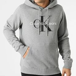Les meilleures critiques de 👍 Sweat Capuche 0934 Gris Chiné de Calvin Klein 🧨 -Calvin Klein Soldes Magasin calvin klein 293716 J30J320934 P2D NOOS 20211202T152831 03