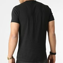 Les meilleures critiques de 🎉 Tee 👚 Shirt Poche J30J320936 Noir de Calvin Klein 🔔 -Calvin Klein Soldes Magasin calvin klein 293717 J30J320936 BEH NOOS 20211202T152254 04