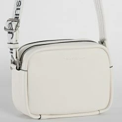 Promo ❤️ Sac A Main Femme Ultralight Double Zip 8944 Beige de Calvin Klein 🔔