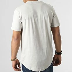 Nouveau 🧨 Tee 👚 Shirt Oversize Badge Turn Up Sleeve 5319 Gris Clair de Calvin Klein 🤩 -Calvin Klein Soldes Magasin calvin klein 295636 J30J315319 P06 20211217T162836 04