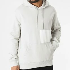 Bon marché 🎁 Sweat Capuche Blocking 9697 Gris Clair de Calvin Klein 👍 -Calvin Klein Soldes Magasin calvin klein 295647 J30J319697 P06 20211220T162336 03
