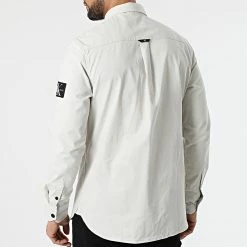 Promo 😉 Chemise A Manches Longues Monogram Badge 9666 Gris Clair de Calvin Klein 🌟 -Calvin Klein Soldes Magasin calvin klein 296674 J30J319666 P06 20220104T155952 04