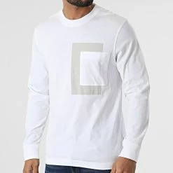 Le moins cher ⌛ Tee 👚 Shirt Poche A Manches Longues Blocking 9722 Blanc de Calvin Klein 🔥