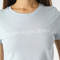 Meilleur prix 😉 Lot De 2 Tee 👚 Shirts Femme 9734 Blanc Bleu Clair de Calvin Klein 🌟 -Calvin Klein Soldes Magasin calvin klein 297636 J20J216466 C1U 20220201T154650 03