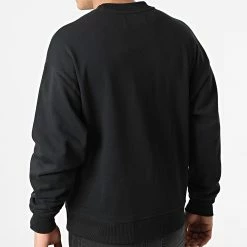 Bon marché ✨ Sweat Crewneck Shiny Institutional 0334 Noir de Calvin Klein 😉 -Calvin Klein Soldes Magasin calvin klein 297896 J30J320334 BEH 20220128T095841 04