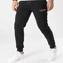 Meilleur prix ✔️ Pantalon Jogging Logo Coordinates 8945 Noir de Calvin Klein ⭐