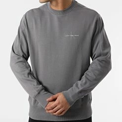 Nouveau 🤩 Sweat Crewneck Monogram Logo 9699 Gris de Calvin Klein 💯 6 Nouveau 🤩 Sweat Crewneck Monogram Logo 9699 Gris de Calvin Klein 💯 -Calvin Klein Soldes Magasin calvin klein 298207 J30J319699 PTP 20220117T161800 03