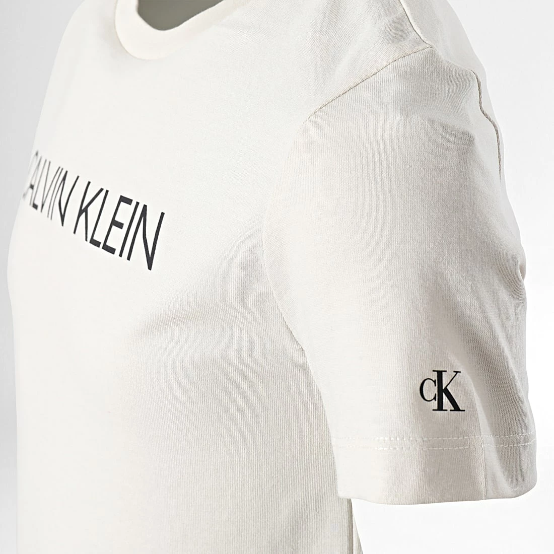 Offres ⌛ Tee 👚 Shirt Enfant Institutional 0347 Beige de Calvin Klein ✨ 2 Offres ⌛ Tee 👚 Shirt Enfant Institutional 0347 Beige de Calvin Klein ✨ – Image 2