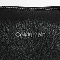 Sortie 🔥 Sacoche Must Reporter 8690 Noir de Calvin Klein 🎁 6 Sortie 🔥 Sacoche Must Reporter 8690 Noir de Calvin Klein 🎁 -Calvin Klein Soldes Magasin calvin klein 299317 K50K508690 BAX 20220125T162202 03