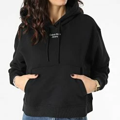 Top 10 🎉 Sweat Capuche Femme Crop Stacked Logo 8048 Noir de Calvin Klein 😀 -Calvin Klein Soldes Magasin calvin klein 299336 J20J218048 BEH 20220125T160505 03