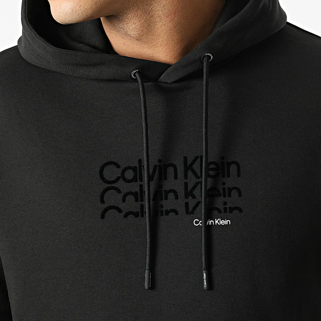 Meilleur prix 💯 Sweat Capuche Triple Logo Flock 8929 Noir de Calvin Klein ⌛ 2 Meilleur prix 💯 Sweat Capuche Triple Logo Flock 8929 Noir de Calvin Klein ⌛ – Image 2