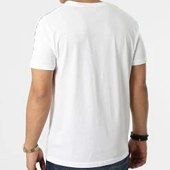 Promo 🥰 Tee 👚 Shirt A Bandes Relaxed Crew 0761 Blanc de Calvin Klein 😍 7 Promo 🥰 Tee 👚 Shirt A Bandes Relaxed Crew 0761 Blanc de Calvin Klein 😍 -Calvin Klein Soldes Magasin calvin klein 299443 KM0KM00761 YCD 20220126T144833 04