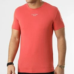 Promo 🤩 Tee 👚 Shirt Stacked Logo 0595 Orange Foncé de Calvin Klein 🎁