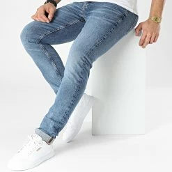Grosses soldes 🔥 Jean Slim 0450 Bleu Denim de Calvin Klein 🎉 6 Grosses soldes 🔥 Jean Slim 0450 Bleu Denim de Calvin Klein 🎉 -Calvin Klein Soldes Magasin calvin klein 301171 J30J320450 1A4 20220202T152843 03