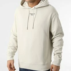 Meilleur prix 😍 Sweat Capuche Stacked Logo 0604 Beige de Calvin Klein 😍