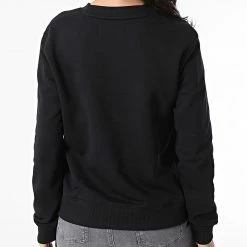 Meilleure affaire 🌟 Sweat Crewneck Femme 8052 Noir de Calvin Klein 😉 7 Meilleure affaire 🌟 Sweat Crewneck Femme 8052 Noir de Calvin Klein 😉 -Calvin Klein Soldes Magasin calvin klein 301794 J20J218052 BEH 20220216T144555 04