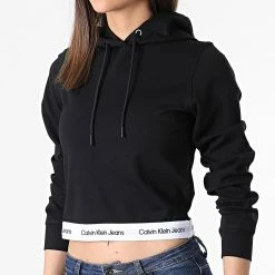 Le moins cher 🎁 Sweat Capuche Femme Crop 8860 Noir de Calvin Klein 👍 -Calvin Klein Soldes Magasin calvin klein 301802 J20J218860 BEH 20220223T145738 03