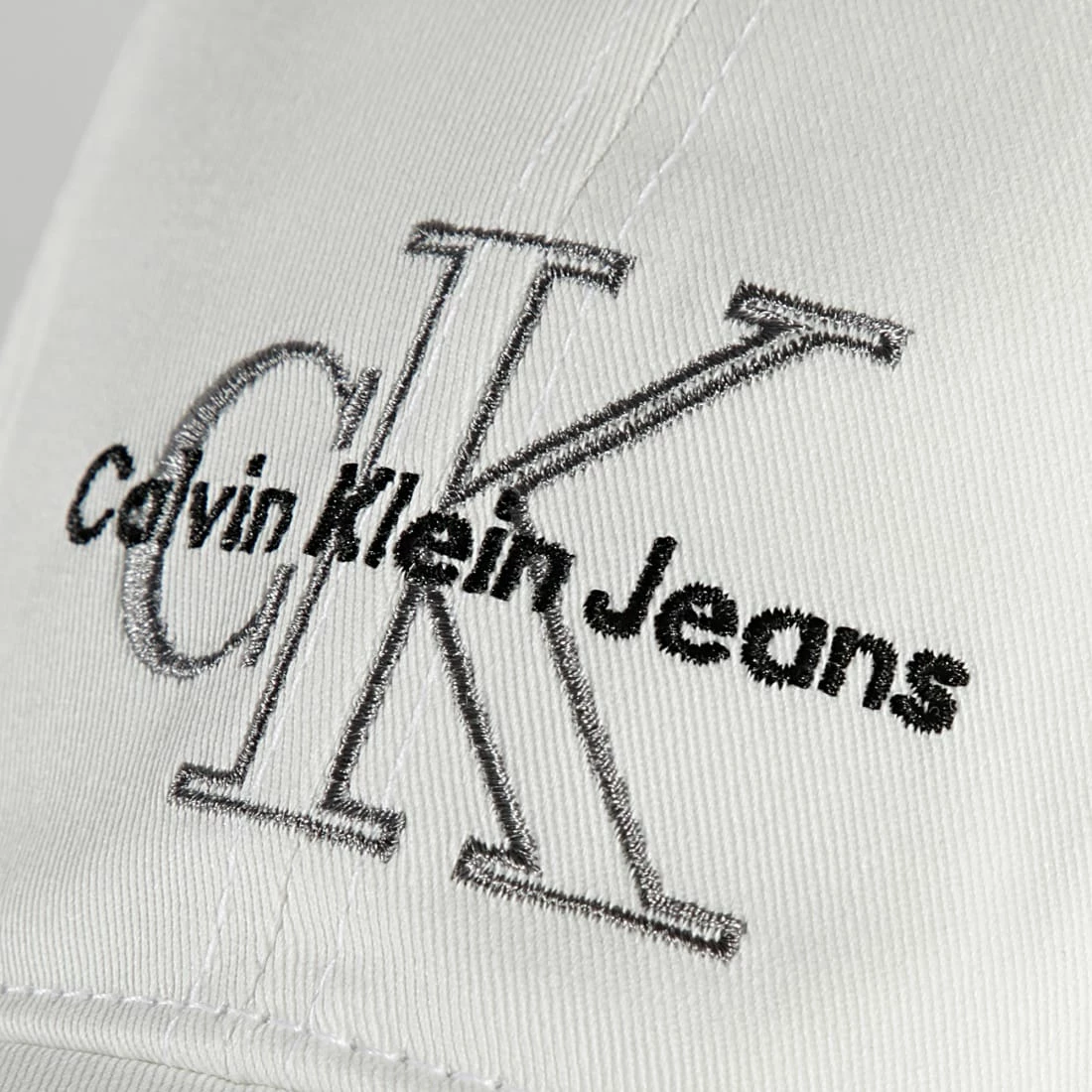 Meilleure vente đ Casquette Femme Two Tone Blanc de Calvin Klein â 2 Meilleure vente đ Casquette Femme Two Tone Blanc de Calvin Klein â â Image 2