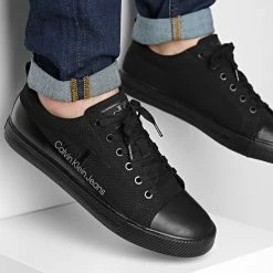 Bon marché 😀 Baskets Retro Vulcanized Low 2 0309 Triple Black de Calvin Klein 😍