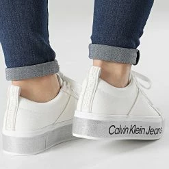 Top 10 😍 Baskets Femme Platform Vulcanized 0491 Bright White de Calvin Klein 😉 -Calvin Klein Soldes Magasin calvin klein 302843 YW0YW00491 YAF 20220228T160605 04