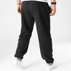 Vente flash 💯 Pantalon Jogging 0051 Noir de Calvin Klein 🛒 7 Vente flash 💯 Pantalon Jogging 0051 Noir de Calvin Klein 🛒 -Calvin Klein Soldes Magasin calvin klein 302994 J30J320051 BEH 20220221T151347 04