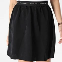 Bon marché 🌟 Jupe Femme 8193 Noir de Calvin Klein 🥰 -Calvin Klein Soldes Magasin calvin klein 303760 J20J218193 BEH 20220214T161457 03