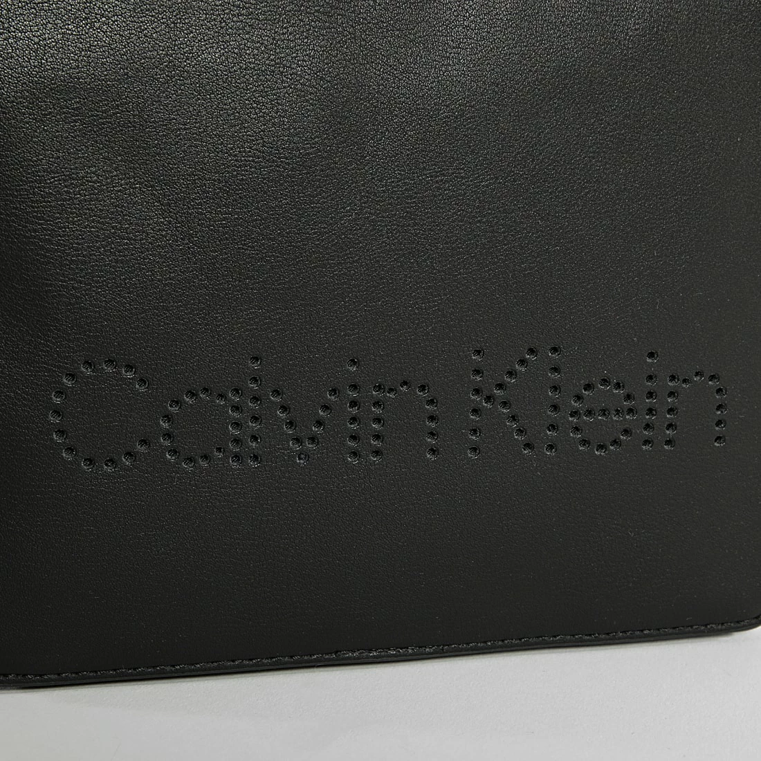 De gros 👏 Sac A Main Femme Set Camera Bag 9123 Noir de Calvin Klein 🧨 2 De gros 👏 Sac A Main Femme Set Camera Bag 9123 Noir de Calvin Klein 🧨 – Image 2