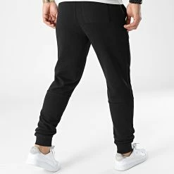Tout neuf 💯 Pantalon Jogging Mirrored Logo 8938 Noir de Calvin Klein 👍 -Calvin Klein Soldes Magasin calvin klein 304762 K10K108938 BEH 20220222T155116 04