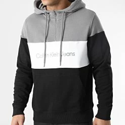 Remise 😉 Sweat Col Zippé Capuche Colorblock Quarter 0034 Noir Blanc Gris de Calvin Klein ✔️