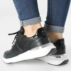 Vente flash ⭐ Baskets Femme Flexi Runner Lace-Up 0872 Black de Calvin Klein 🎉 -Calvin Klein Soldes Magasin calvin klein 307899 HW0HW00872 BAX 20220315T160412 04