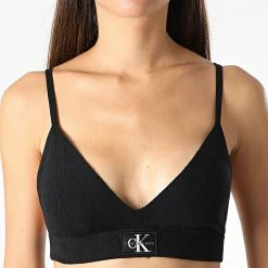 Les meilleures critiques de 👏 Brassière Femme 8719 Noir de Calvin Klein 🌟