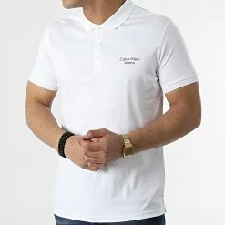 Tout neuf 👏 Polo A Manches Courtes Stacked Logo 0088 Blanc de Calvin Klein 🎁 -Calvin Klein Soldes Magasin calvin klein 308632 J30J320088 YAF 20220314T155758 03